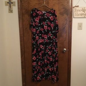 Woman Within, 26/28, 2x Floral Red and Black Dress, Plus Size